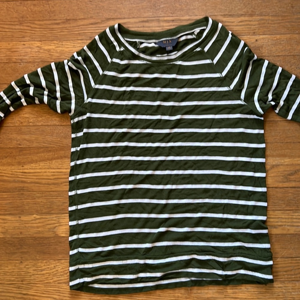 Mix by 41 Hawthorn top